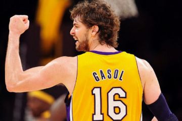 Двукратный чемпион НБА объявил о завершении карьеры Двукратный чемпион НБА объявил о завершении карьеры