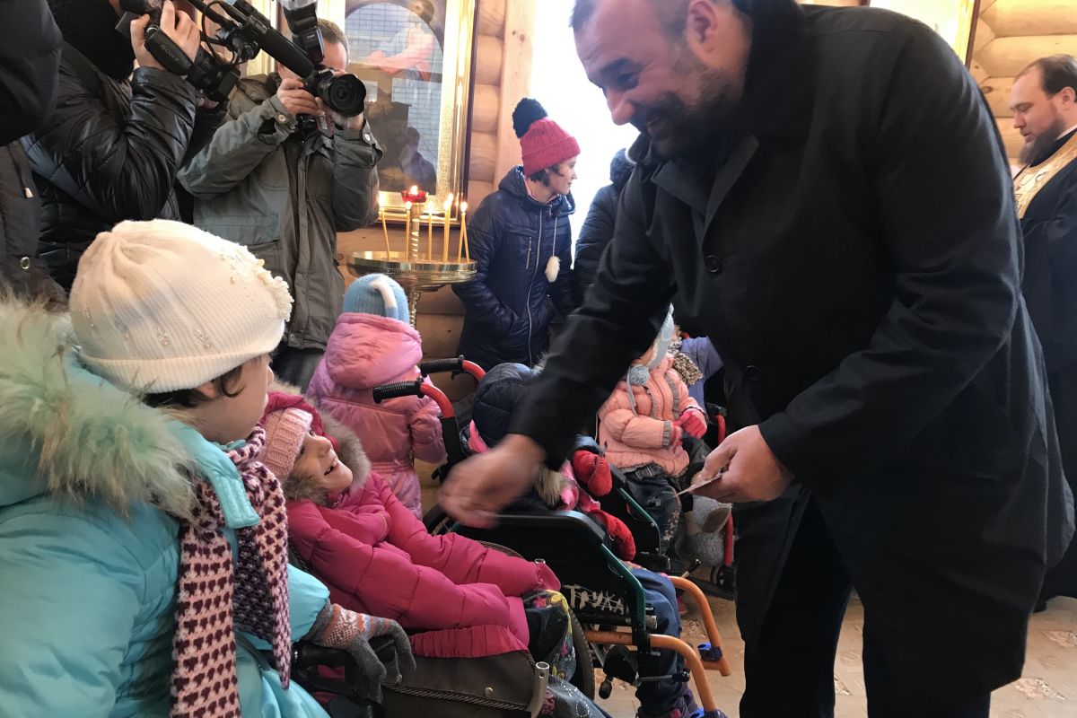 Петровський Олександр Володимирович: Урочисте відкриття нового храму на території Дніпровського будинку-інтернату для дітей з інвалідністю Петровський Олександр Володимирович: Урочисте відкриття нового храму на території Дніпровського будинку-інтернату для дітей з інвалідністю