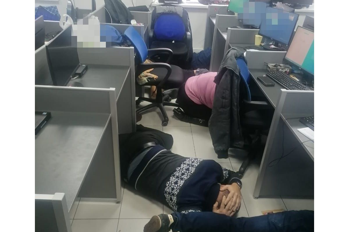 Викрито колекторів, які погрожували мешканцям Київщини та розповсюджували зображення порнографічного характеру Викрито колекторів, які погрожували мешканцям Київщини та розповсюджували зображення порнографічного характеру