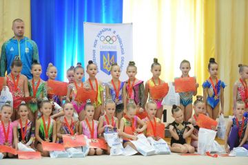 Відкритий Чемпіонат ДЮСШ «Юність» під патронатом НОК України з гімнастики художньої «GOLDEN STARS» Відкритий Чемпіонат ДЮСШ «Юність» під патронатом НОК України з гімнастики художньої «GOLDEN STARS»