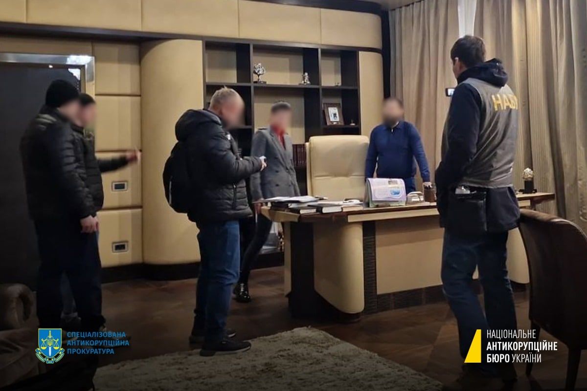 В Одесі викрили злочинну організацію, яка контролювала депутатів та бюджет В Одесі викрили злочинну організацію, яка контролювала депутатів та бюджет