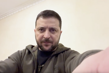 Щоб пройти зиму, ми маємо бути ще більш стійкими і ще більш єдиними – звернення Президента України Щоб пройти зиму, ми маємо бути ще більш стійкими і ще більш єдиними – звернення Президента України