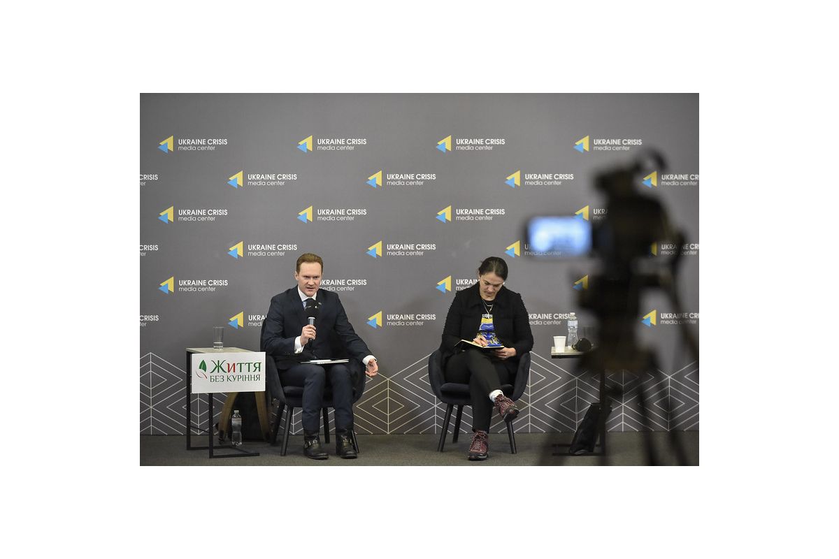 Світ має припинити фінансування військового бюджету рф Світ має припинити фінансування військового бюджету рф