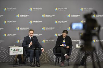 Світ має припинити фінансування військового бюджету рф Світ має припинити фінансування військового бюджету рф