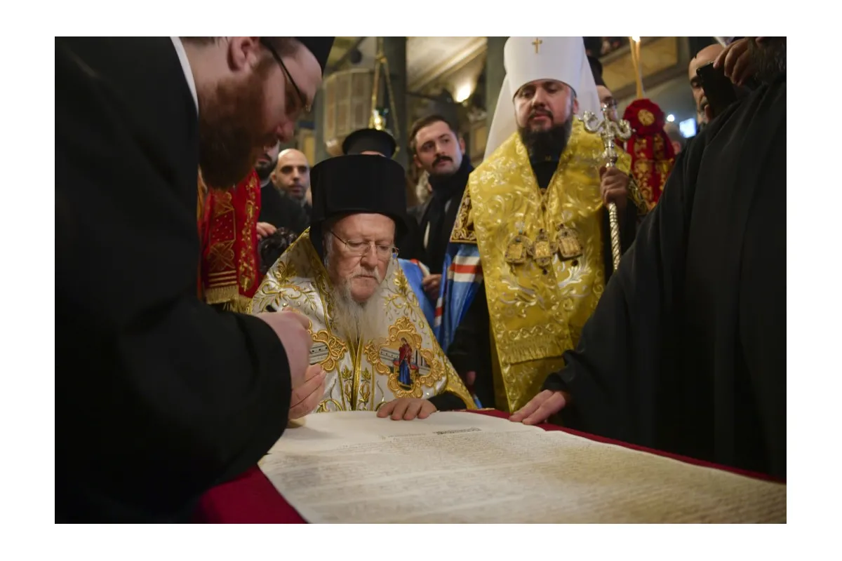 Вселенський Патріарх Варфоломій підписав Томос для Української Православної Церкви
