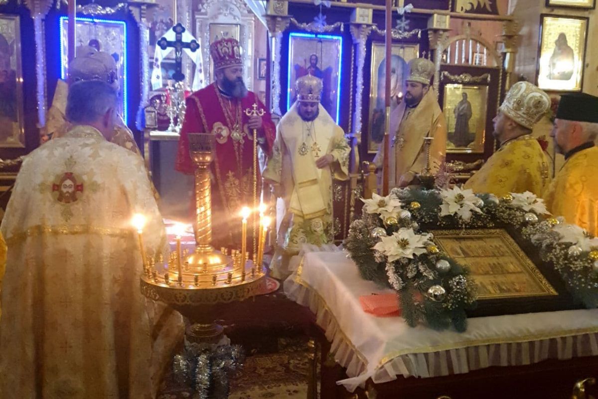 Архієпископ Житомирський і Поліський Володимир (Шлапак) - нагородження церковними відзнаками Архієпископ Житомирський і Поліський Володимир (Шлапак) - нагородження церковними відзнаками