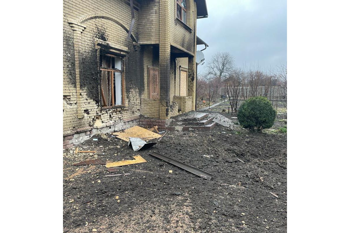 З ворожого артобстрілу розпочався день у Кураховому З ворожого артобстрілу розпочався день у Кураховому