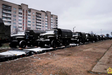 В Беларусь прибыл новый эшелон с российской техникой В Беларусь прибыл новый эшелон с российской техникой