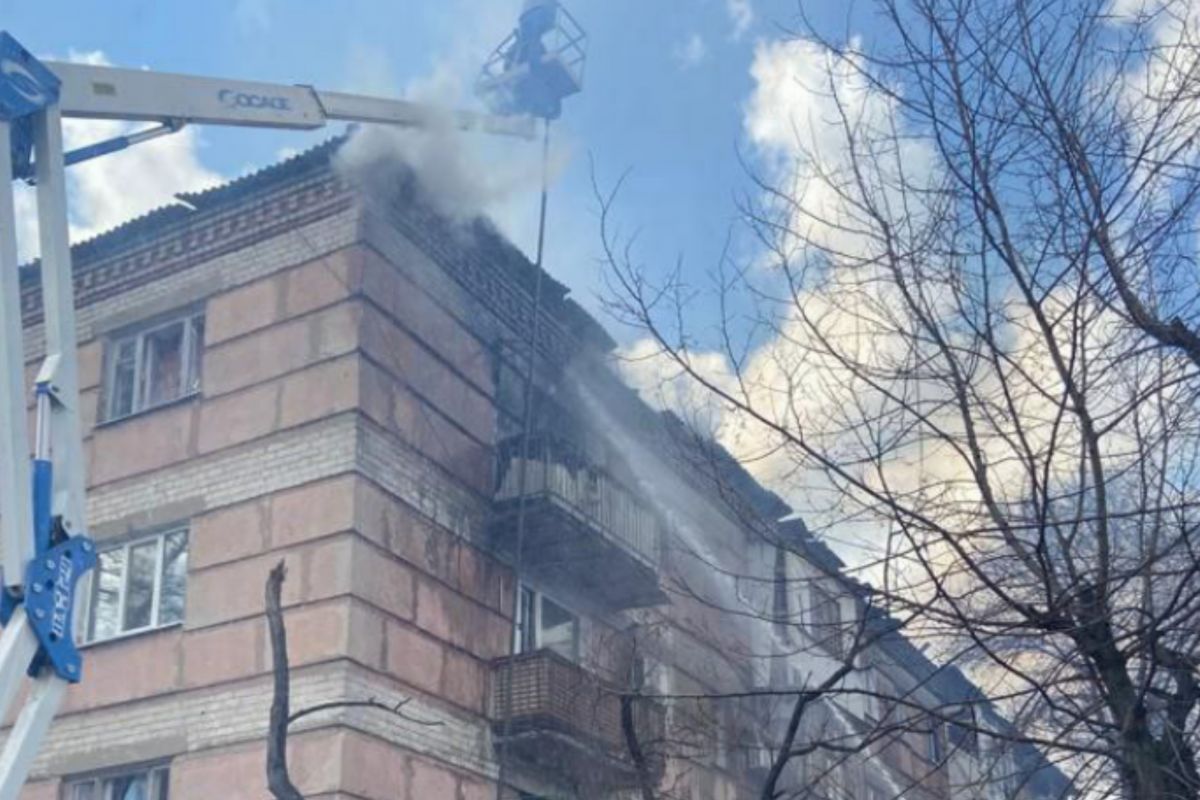 Всі міста і села Луганщини під щільними обстрілами російської армії-агресора Всі міста і села Луганщини під щільними обстрілами російської армії-агресора