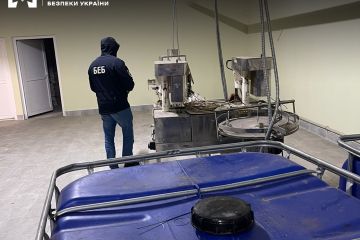 На Одещині судитимуть учасників злочинної групи, що виготовляли контрафактний алкоголь На Одещині судитимуть учасників злочинної групи, що виготовляли контрафактний алкоголь