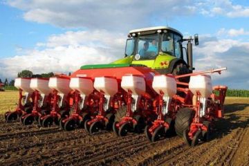 Комплекс весняно-польових робіт розпочатий Комплекс весняно-польових робіт розпочатий