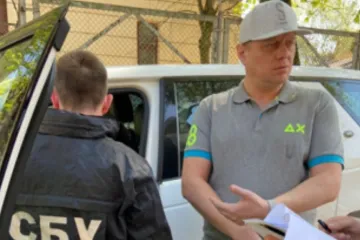 ​СБУ задержала экс-чиновника Львовской ОГА и главного редактора издания Mind.UA на воровстве гуманитарной помощи