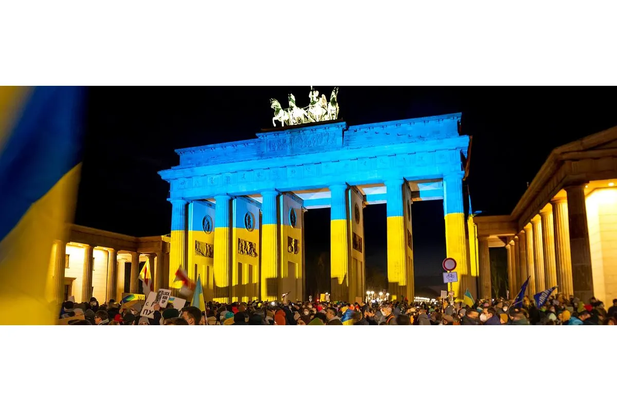 У Берліні зняли заборону на прапори України 9 травня