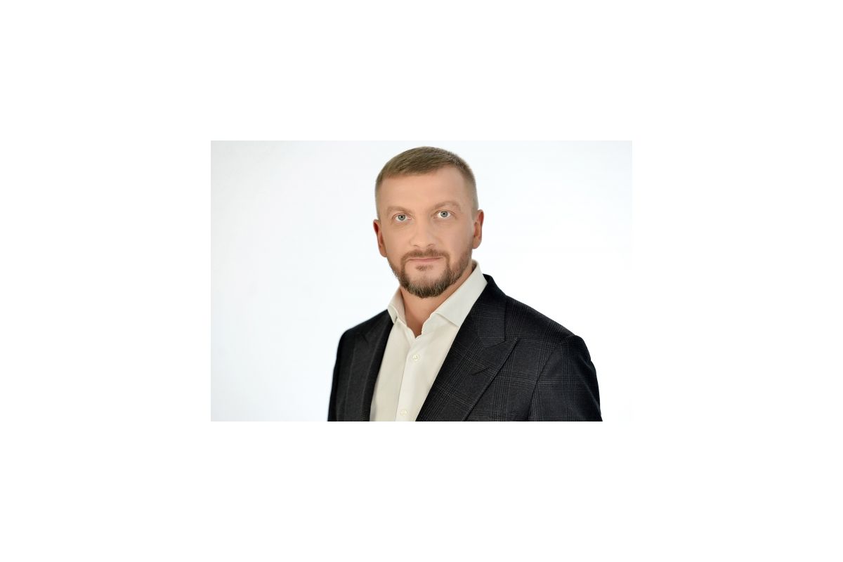 Особливості кримінальної відповідальності неповнолітніх Особливості кримінальної відповідальності неповнолітніх