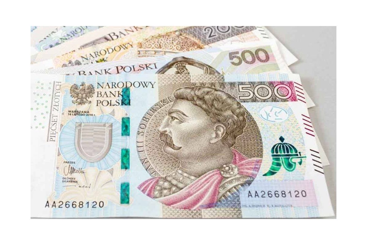 Українські гривні не прийматимуть для обміну в Польщі Українські гривні не прийматимуть для обміну в Польщі