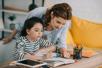 Навчання в школі чи вдома: говорить психологиня Надія Терещенко Навчання в школі чи вдома: говорить психологиня Надія Терещенко