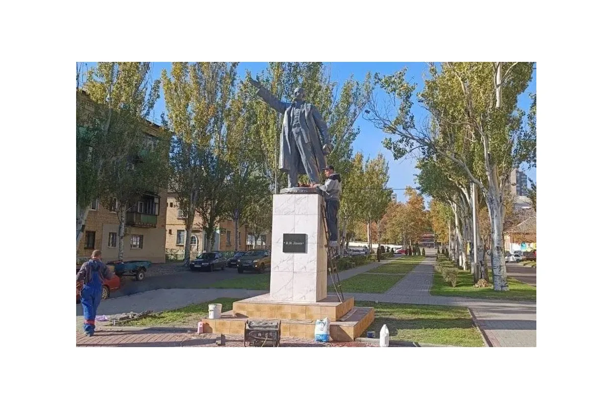 Орки в окупованому Мелітополі встановили пам'ятник Леніну