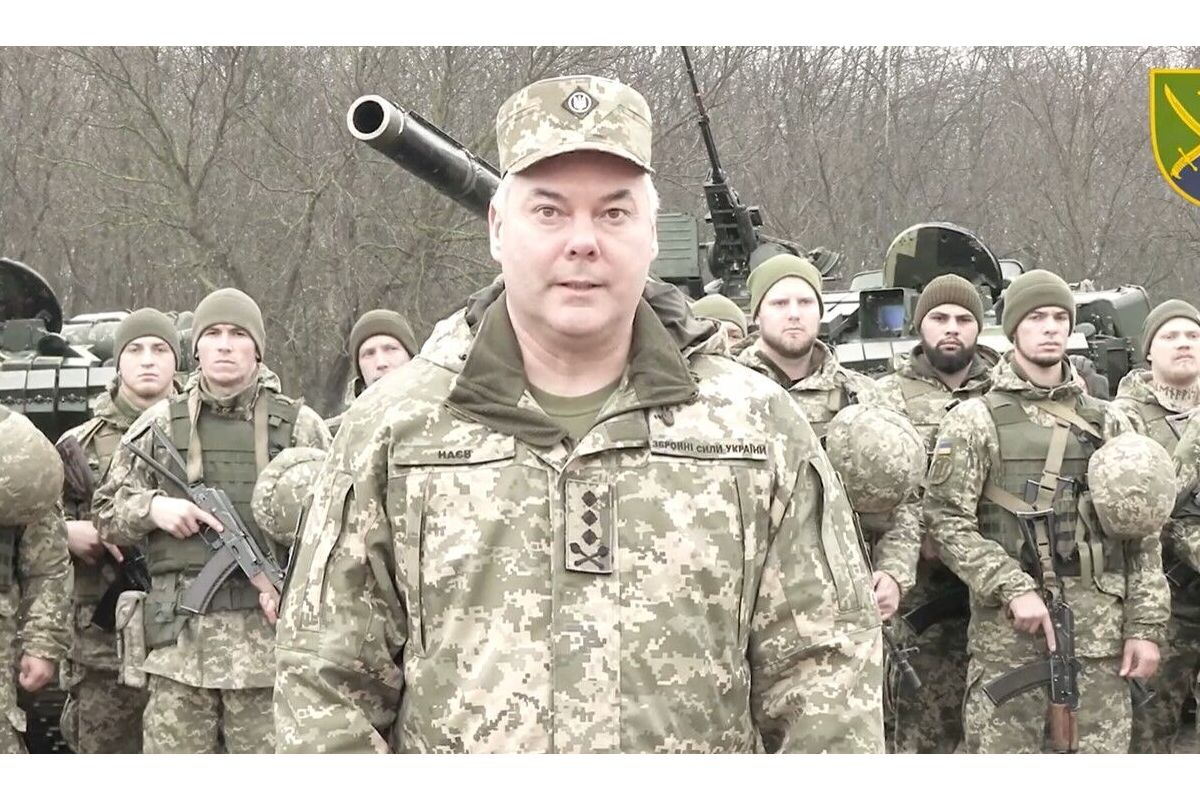Командувач об'єднаних сил ЗСУ генерал-лейтенант Сергій Наєв привітав військовослужбовців із Днем Збройних Сил України Командувач об'єднаних сил ЗСУ генерал-лейтенант Сергій Наєв привітав військовослужбовців із Днем Збройних Сил України