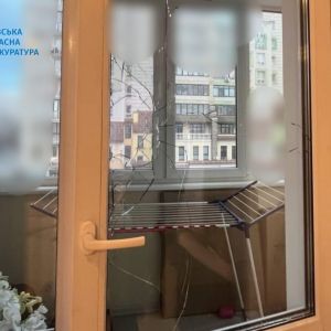 На Київщині внаслідок ракетної атаки поранено людей та пошкоджено житлові будинки – розпочато розслідування На Київщині внаслідок ракетної атаки поранено людей та пошкоджено житлові будинки – розпочато розслідування