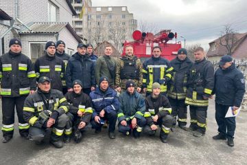 Російське вторгнення в Україну :   З початку війни рятувальники ліквідували 20 тисяч пожеж та врятували понад 1100 життів Російське вторгнення в Україну :   З початку війни рятувальники ліквідували 20 тисяч пожеж та врятували понад 1100 життів