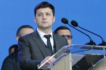 Володимир Зеленський висловив співчуття щодо трагедії у Шереметьєво Володимир Зеленський висловив співчуття щодо трагедії у Шереметьєво