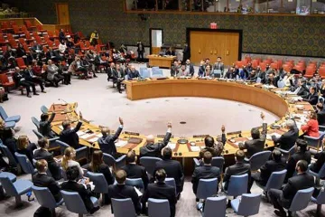 ​Російське вторгнення в Україну : Рада Безпеки ООН висловила «глибоку стурбованість щодо підтримання миру та безпеки в Україні». У заяві немає слова «війна»