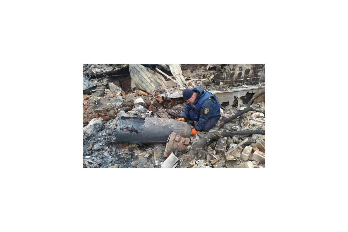 російська авіація завдала удару по Кізомису на Херсонщині: вщент зруйновані житлові будинки