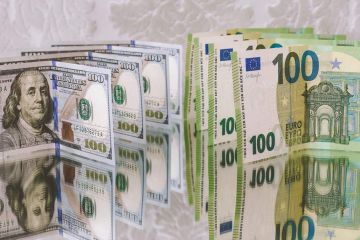 Курс валют Нацбанка на 7 июля. Доллар подешевел на 5 копеек, а евро - на 11 Курс валют Нацбанка на 7 июля. Доллар подешевел на 5 копеек, а евро - на 11