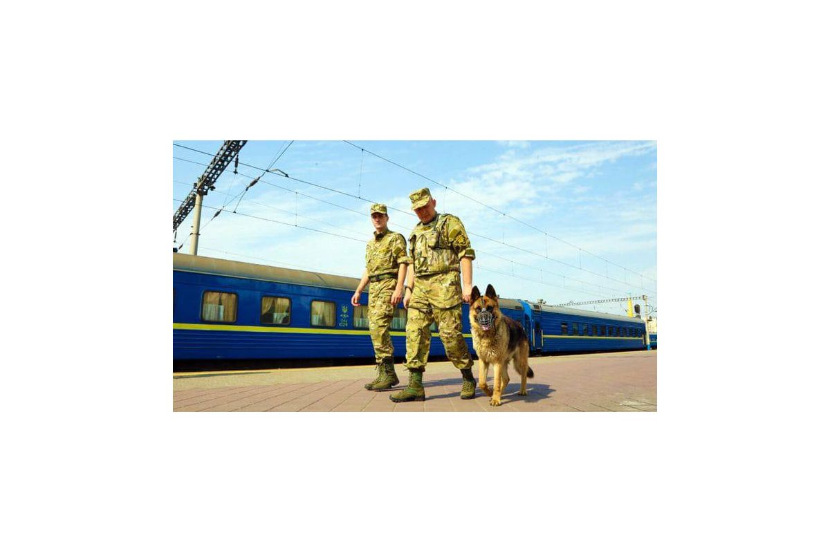 Воєнізована охорона повертається до пасажирських поїздів «Укрзалізниці» Воєнізована охорона повертається до пасажирських поїздів «Укрзалізниці»