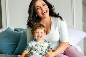 Психологиня Наталія Холоденко показала півторарічку доньку Вів'єн Психологиня Наталія Холоденко показала півторарічку доньку Вів'єн