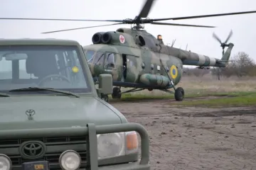 ​До Дніпра евакуювали двох поранених захисників із зони ООС