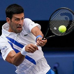 Новак Джокович вилетів з Відкритого чемпіонату США після удару м'ячем по лінійному судді Новак Джокович вилетів з Відкритого чемпіонату США після удару м'ячем по лінійному судді