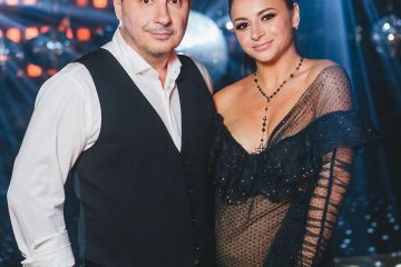 Другий випуск танцювального шоу "Танці з зірками": паркет залишили вагітна Ілона Гвоздьова та Дмитро Танкович Другий випуск танцювального шоу "Танці з зірками": паркет залишили вагітна Ілона Гвоздьова та Дмитро Танкович