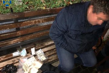 СБУ викрила у Рівному схему фейкового призначення на керівні посади у підрозділах Нацполіції СБУ викрила у Рівному схему фейкового призначення на керівні посади у підрозділах Нацполіції