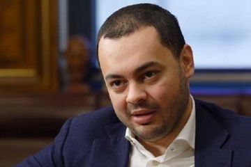 Король контрабанды Сеяр Куршутов. СМИ раскрыли секретную преступную схему масштабного контрабандного бизнеса в Украине Король контрабанды Сеяр Куршутов. СМИ раскрыли секретную преступную схему масштабного контрабандного бизнеса в Украине