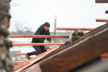 Зруйновані багатоповерхівки відновлюють на вулиці Остромирській у Гостомелі, -  Олексій Кулеба, очільник Київської ОВА Зруйновані багатоповерхівки відновлюють на вулиці Остромирській у Гостомелі, -  Олексій Кулеба, очільник Київської ОВА