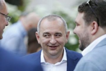 Верный слуга Луценко и Матиоса: кто помогал врать украинцам о самых громких преступлениях Верный слуга Луценко и Матиоса: кто помогал врать украинцам о самых громких преступлениях