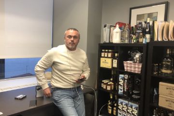 Євген Черняк, який утримує десяту частину алкогольного ринку Росії, отримав посвідку на проживання в Польщі Євген Черняк, який утримує десяту частину алкогольного ринку Росії, отримав посвідку на проживання в Польщі