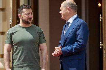 Зеленський завтра зустрінеться з Шольцем у Парижі, – NTV Зеленський завтра зустрінеться з Шольцем у Парижі, – NTV