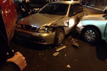 Аварія в Кривому Розі, або коротко про тих, хто ігнорує світлофори! Аварія в Кривому Розі, або коротко про тих, хто ігнорує світлофори!