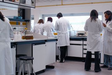 Вчені з Німеччини заявили, що влада не говорить реальні цифри хворих на коронавірус Вчені з Німеччини заявили, що влада не говорить реальні цифри хворих на коронавірус