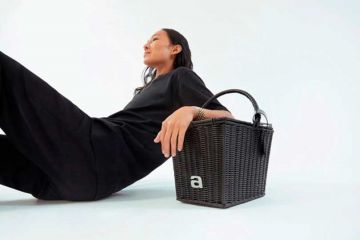 Відомий американський дизайнер Alexander Wang влаштував благодійний розпродаж. Отримані кошти виділять на протидію коронавірусу Відомий американський дизайнер Alexander Wang влаштував благодійний розпродаж. Отримані кошти виділять на протидію коронавірусу