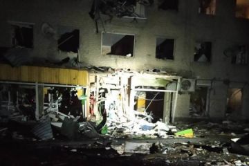 Російське вторгнення в Україну : Війська рф зруйнували Ізюмський приладобудівний завод Російське вторгнення в Україну : Війська рф зруйнували Ізюмський приладобудівний завод