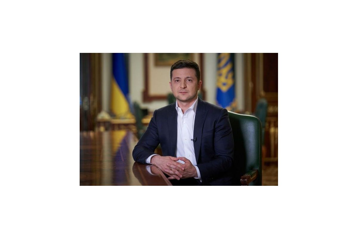 Український президент Зеленський заявляє про відкритість для переговорів із Путіним у чотири сторони, щоб послабити напруженість з Росією Український президент Зеленський заявляє про відкритість для переговорів із Путіним у чотири сторони, щоб послабити напруженість з Росією