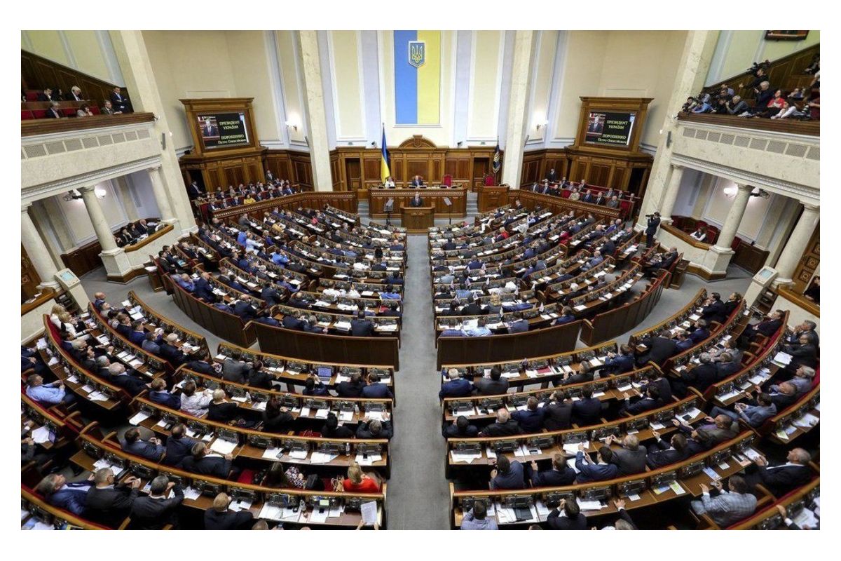 Премії міністрам будуть виплачувати лише за результатами роботи в конці року Премії міністрам будуть виплачувати лише за результатами роботи в конці року