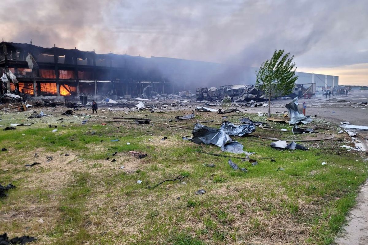 На Одещині загинув охоронець складу, в який сьогодні вночі поцілили росіяни На Одещині загинув охоронець складу, в який сьогодні вночі поцілили росіяни