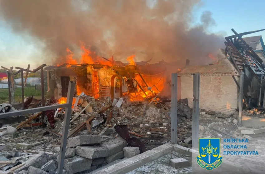 Поранені цивільні та пошкоджені приватні будинки - на Київщині фіксують наслідки атаки рф