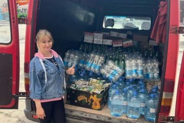 МАРИНА КОРНИЕНКО И ЕЕ ДОБРЫЙ «АНГЕЛ» МАРИНА КОРНИЕНКО И ЕЕ ДОБРЫЙ «АНГЕЛ»