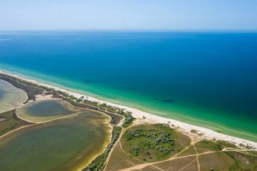 Окуповану Кінбурнську косу водою відрізало від материкової України Окуповану Кінбурнську косу водою відрізало від материкової України