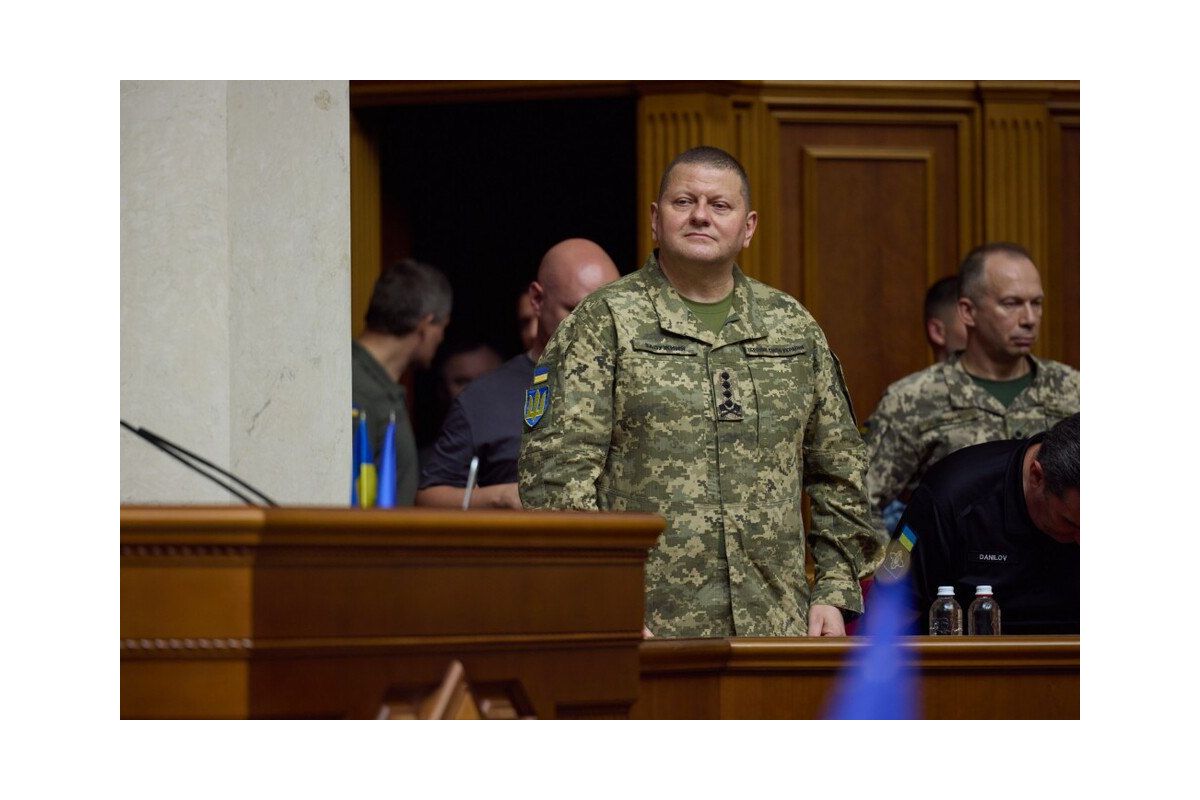 Вітаємо з днем народження головнокомандувача ЗСУ Валерія Залужного! 